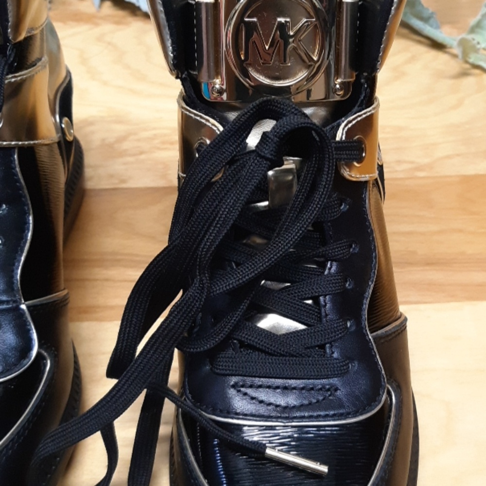 Michael Kors Nikko High Tops - EUC - Picture 3 of 8